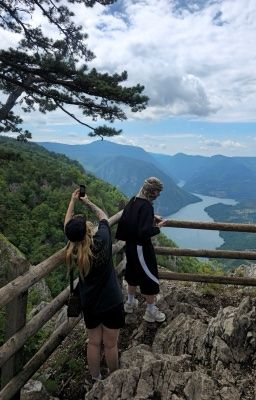 в поисках счастья / dangerlyoha & morphe_ya
